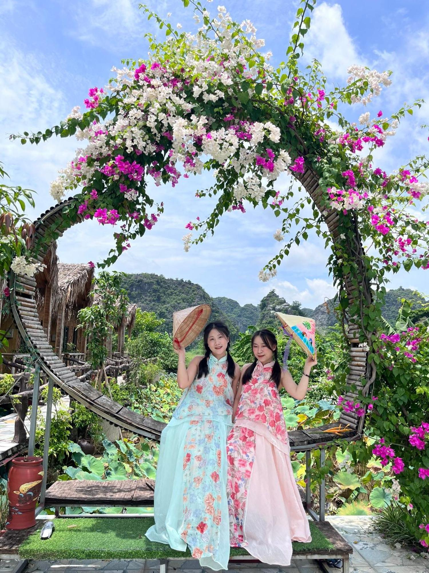 Hang Mua Lotus Homestay 宁平 外观 照片